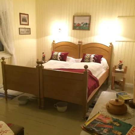 Stromnes - Oldefars Inderoy Konukevi 4*