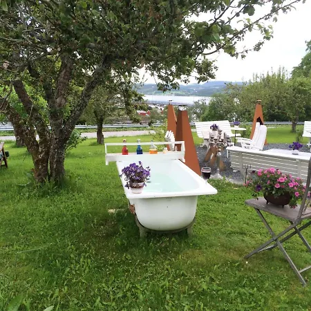 Stromnes - Oldefars Inderoy Guest house 4*