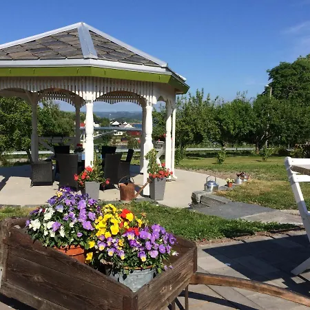 Stromnes - Oldefars Inderoy Guest house Straumen (Nord-Trondelag)